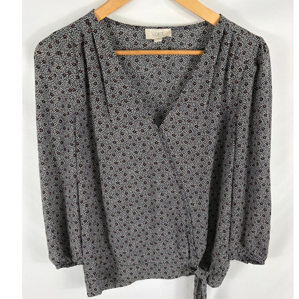 Ann Taylor LOFT Floral Pattern Flowy Fit Tie Bottom Blouse Size Small